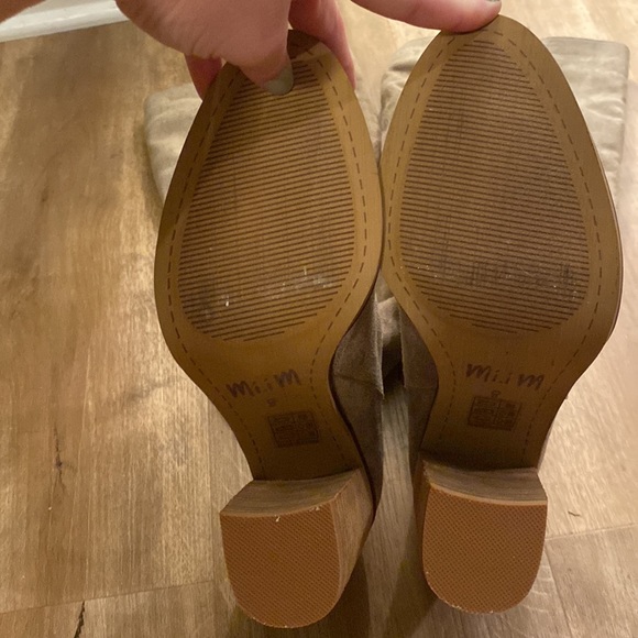 Knee high boots - Picture 3 of 5